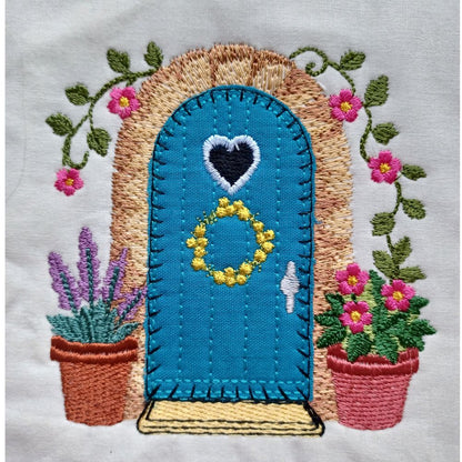 EWC290 – Country Table Topper