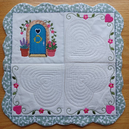 EWC290 – Country Table Topper