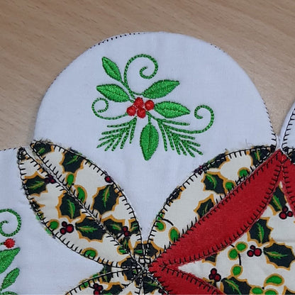 EWC294 - Christmas Applique Table Topper