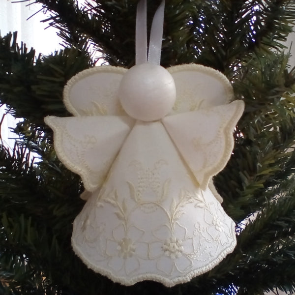 EWV095 - Country Christmas Angel