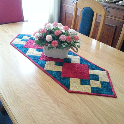 EWV162  Holly table Runner