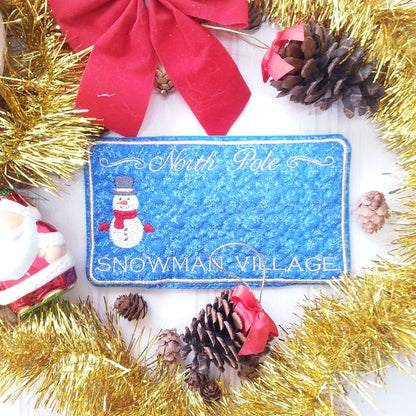 EWV177  ITH North Pole Mug Rugs