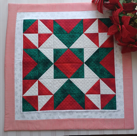 EWV202  Christmas Calico Quilt