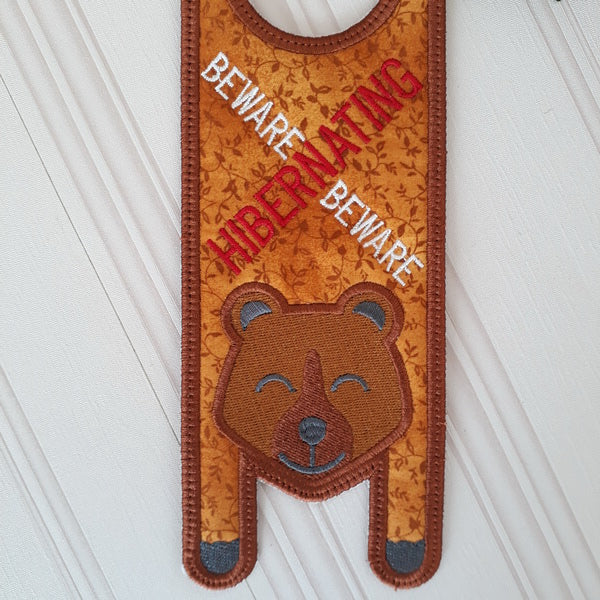 EWV214  ITH Nap Time Critter Door Hangers
