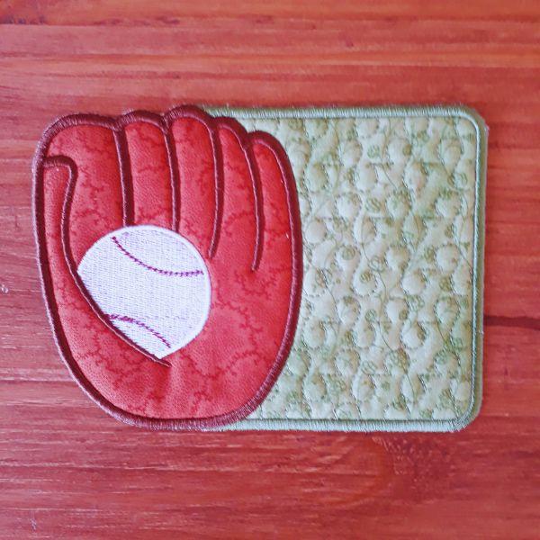 EWV282 - Manly Mug Rugs
