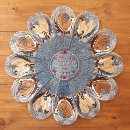 EWV287  Horse Love Table Topper