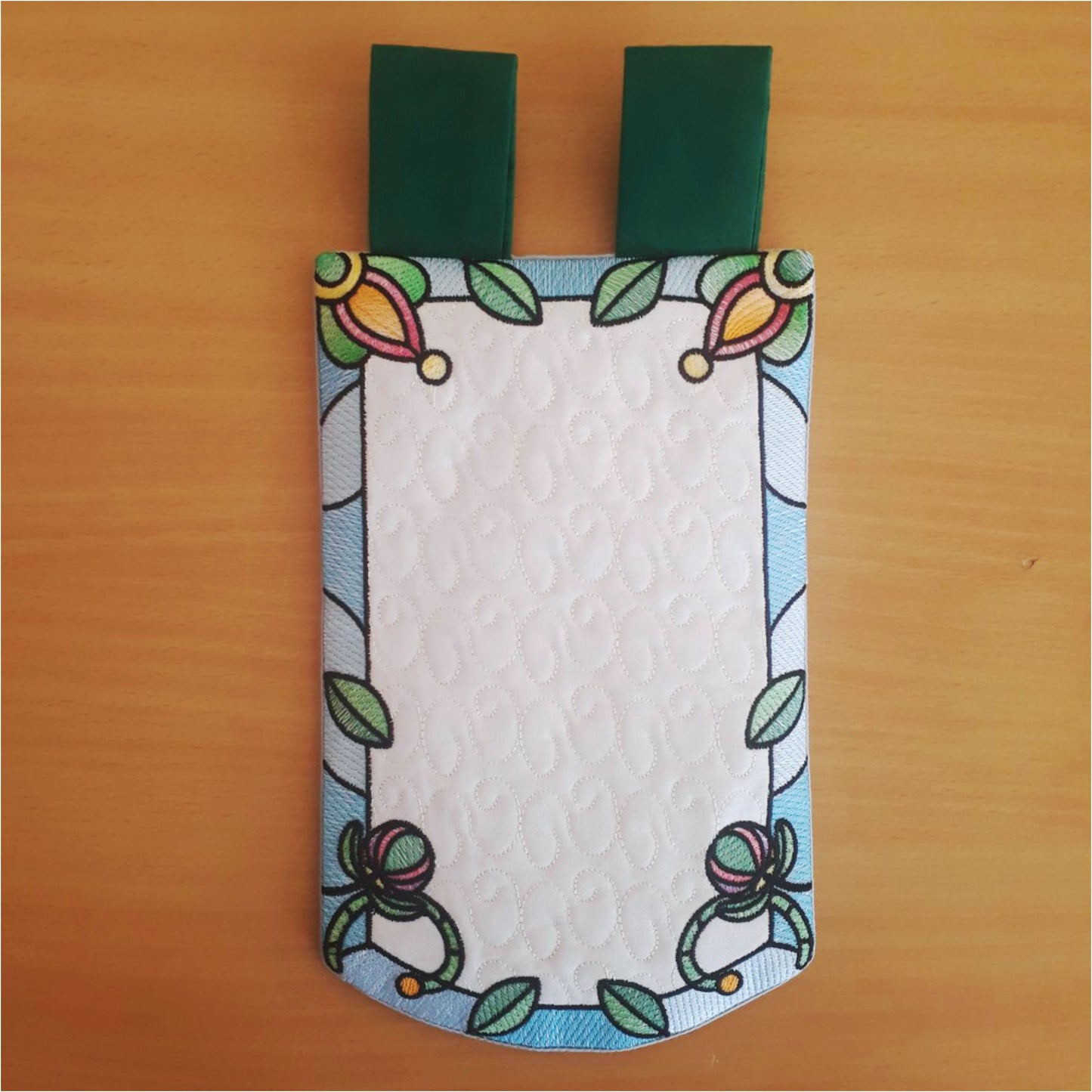 EWV324 Stained Glass Garden Flags