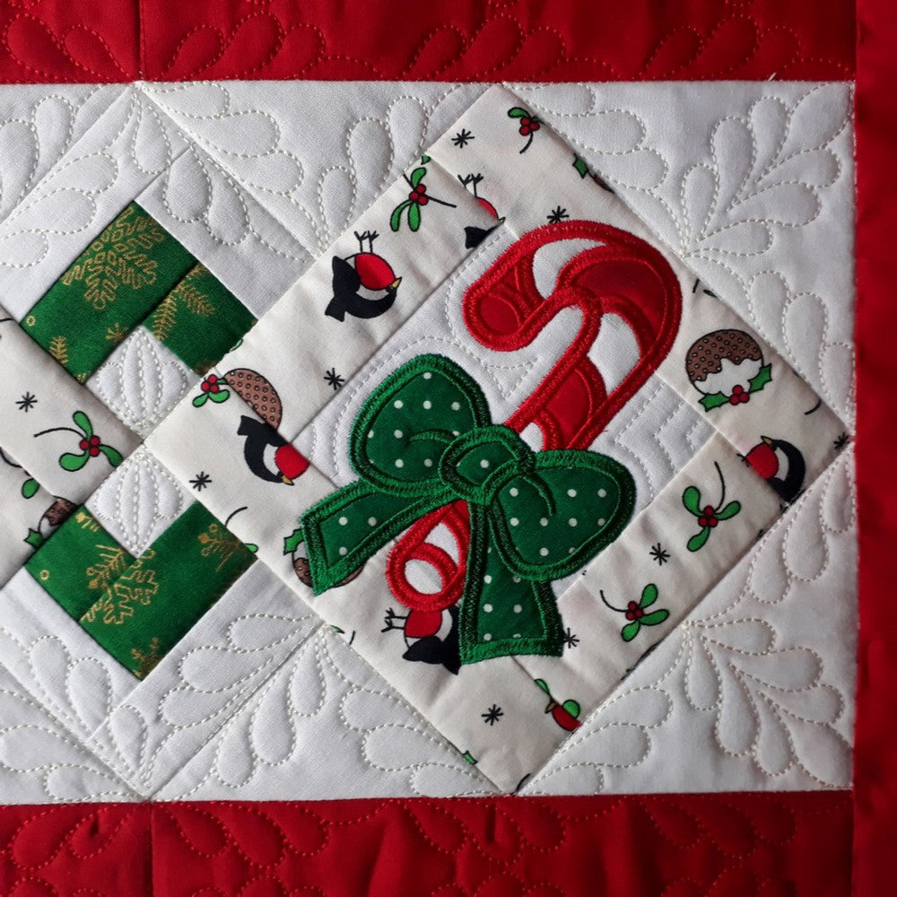 EWV340 - Candy Cane Placemat