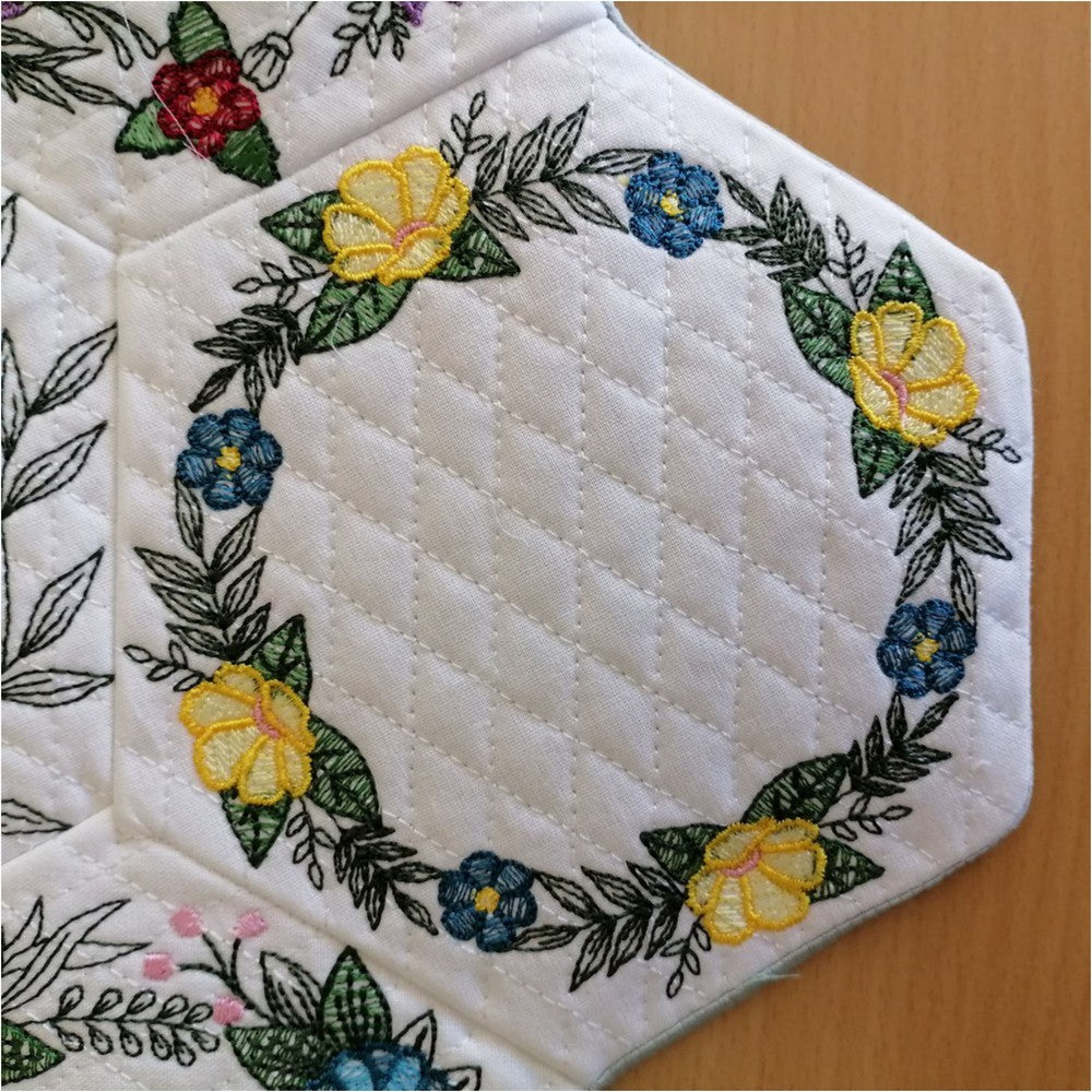 EWV363 - Floral Wreath Hex Blocks