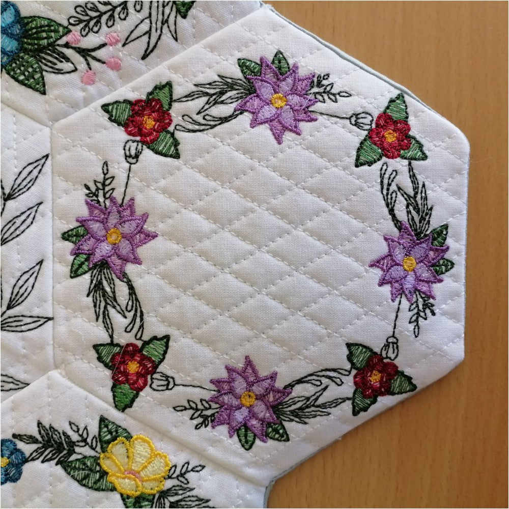 EWV363 - Floral Wreath Hex Blocks