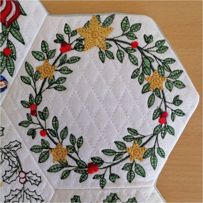 EWV364 - Christmas Wreath Hex Blocks