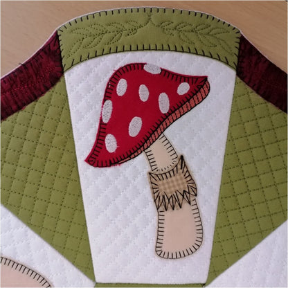 EWV369 - Mushroom Table Topper