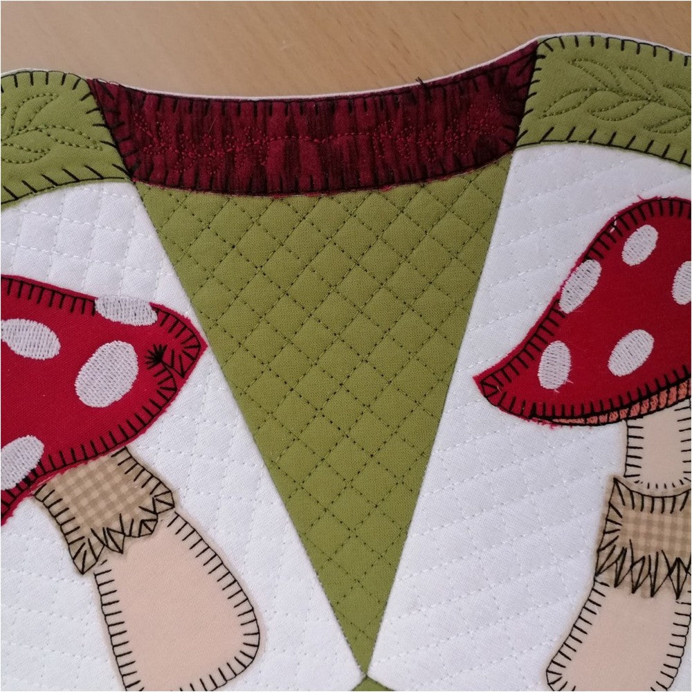 EWV369 - Mushroom Table Topper