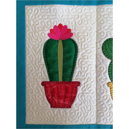 EWV379 - Cactus Table Runner