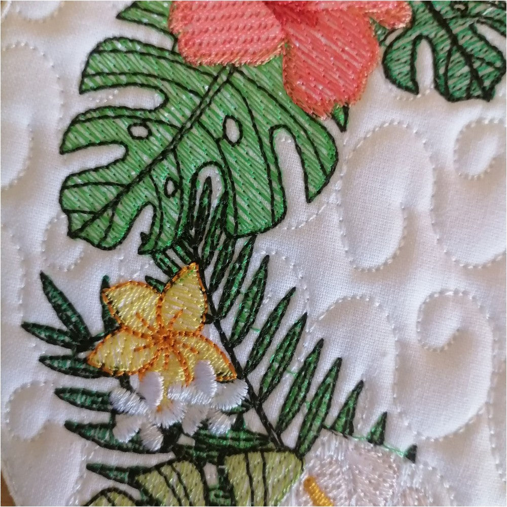 EWV389- Hibiscus Candle Mat