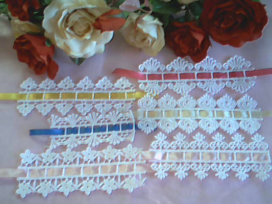 TS312 - FSL Continuous Vintage Lace Set 3